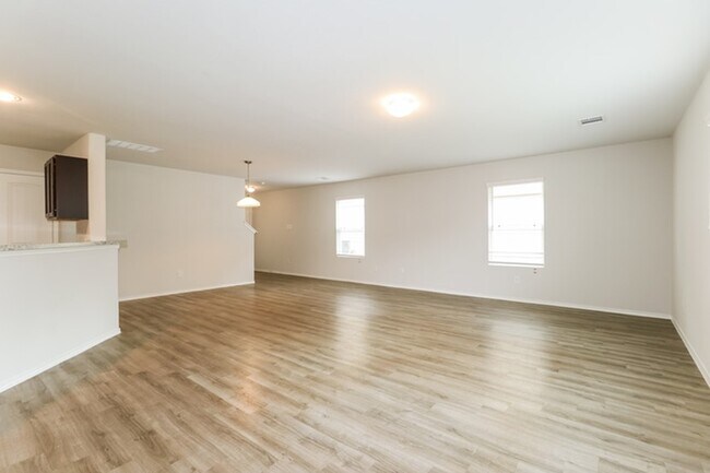 Foto del edificio - 2743 Madison Ct