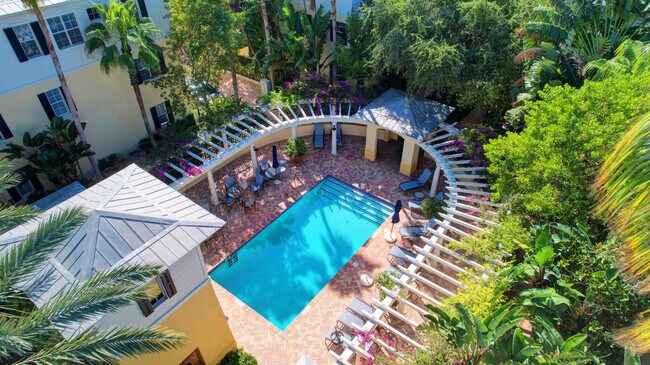 Foto del edificio - 312 N Bromeliad