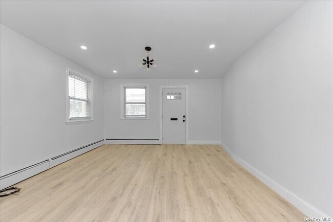 Building Photo - 129-14 135th Ave