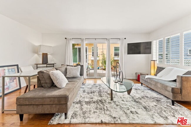 Building Photo - 1120 23rd St