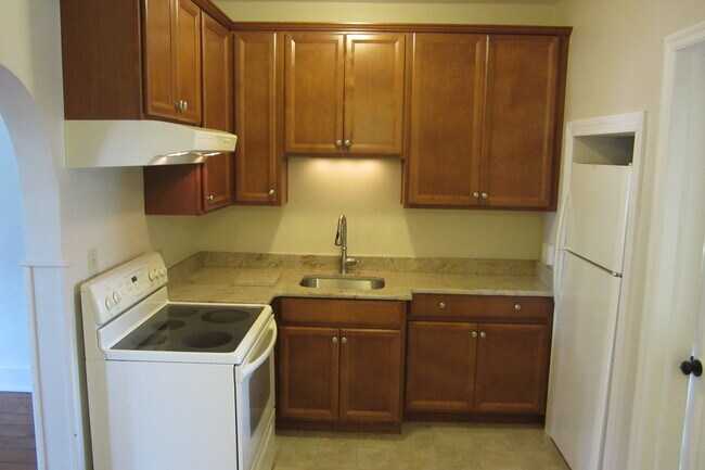Kitchen - 57 E South St