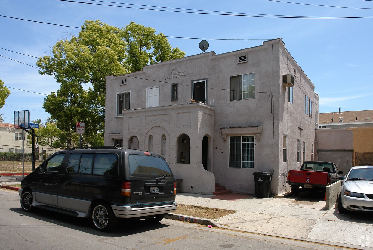 Building Photo - 5150 Romaine St