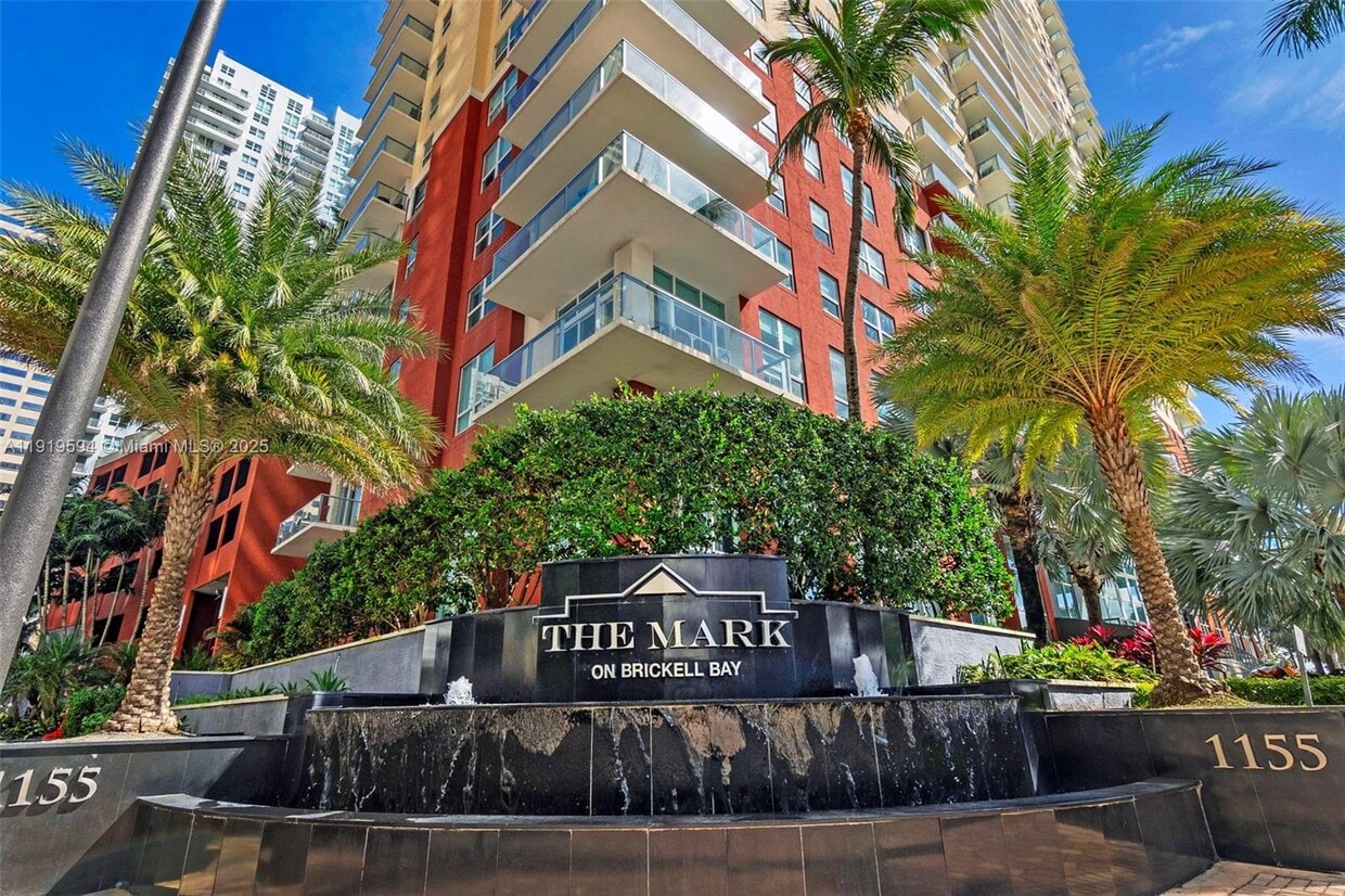Primary Photo - 1155 Brickell Bay Dr