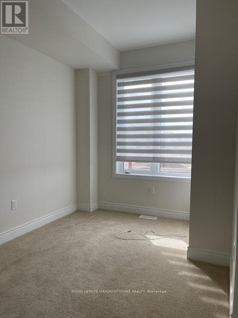 Photo du bâtiment - 3315 SIXTH LINE