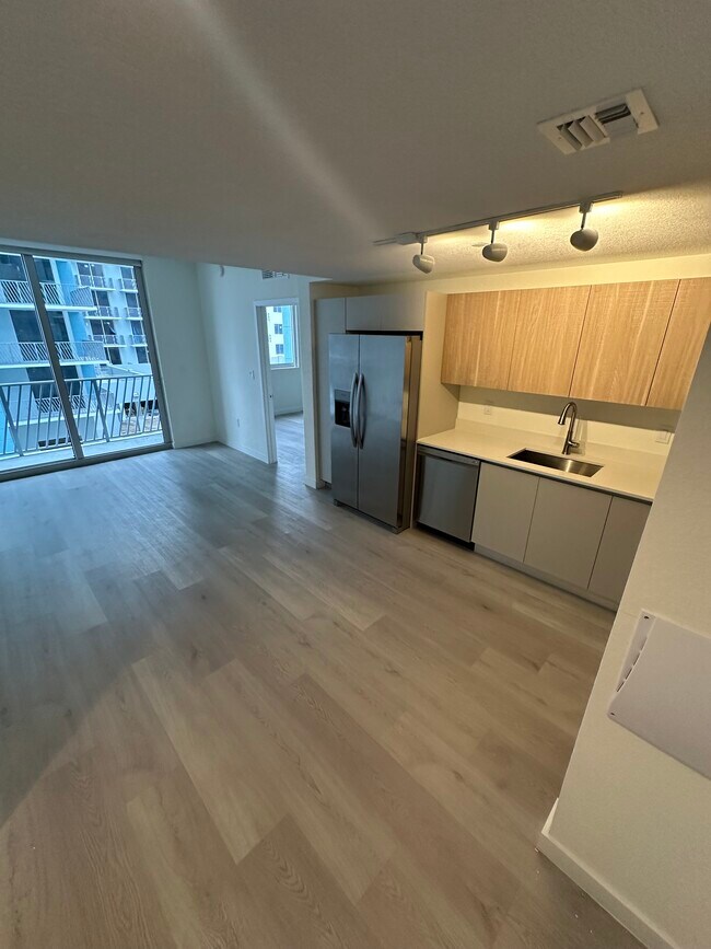 Foto del edificio - 7450 NW 103rd Pl