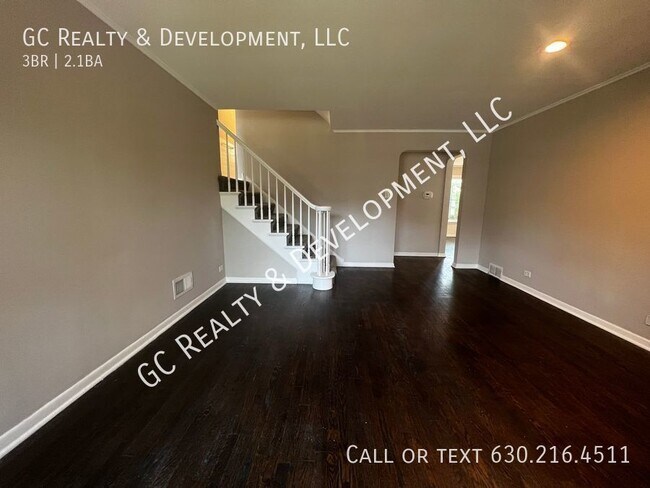 Foto del edificio - ***SINGLE FAMILY FLOSSMOOR HOME / 3 BDRM /...