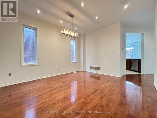 Photo du bâtiment - 56 Stannardville Dr