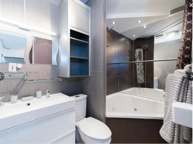 Foto del edificio - 1509 Fletcher St