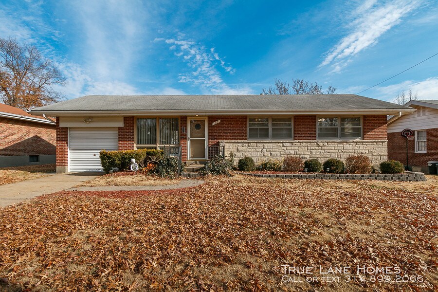 Primary Photo - 218 Rand Dr