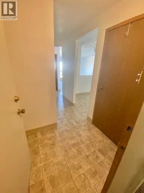 Photo du bâtiment - 21 Berkeley Pl W