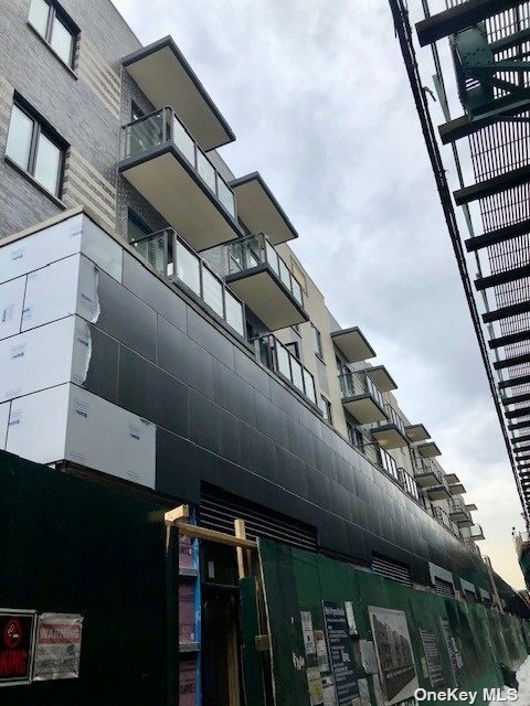 Foto principal - 108-46 Roosevelt Ave