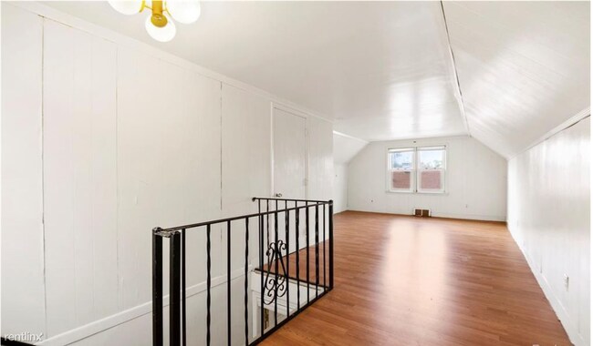 Building Photo - 3 br, 1 bath House - 24047 Chicago St