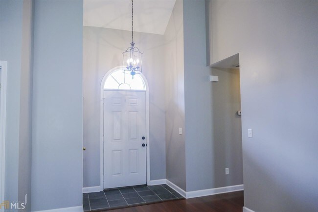 Building Photo - 225 Pebblestone Dr