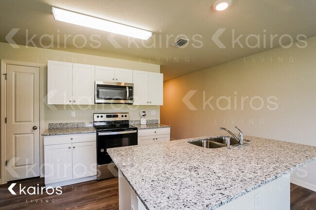 Building Photo - 18304 Gibraltar Ln