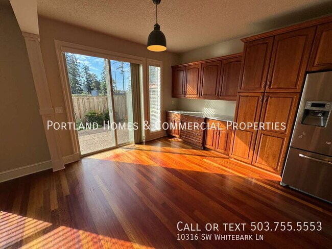 Foto del edificio - 10316 SW Whitebark Ln