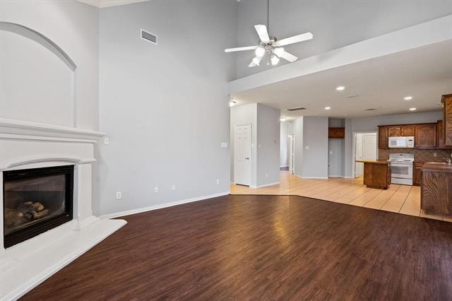 Building Photo - 11929 Grizzly Bear Dr
