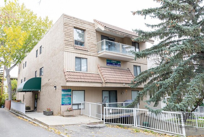 Photo du bâtiment - Miramichi Apartments