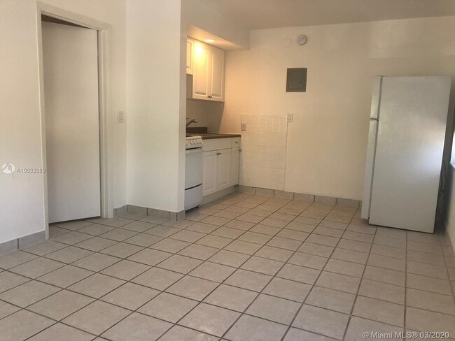 Foto del edificio - 2731 SW 22nd St