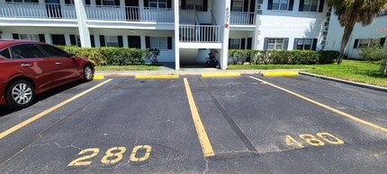 Building Photo - 4507 3rd St Cir W