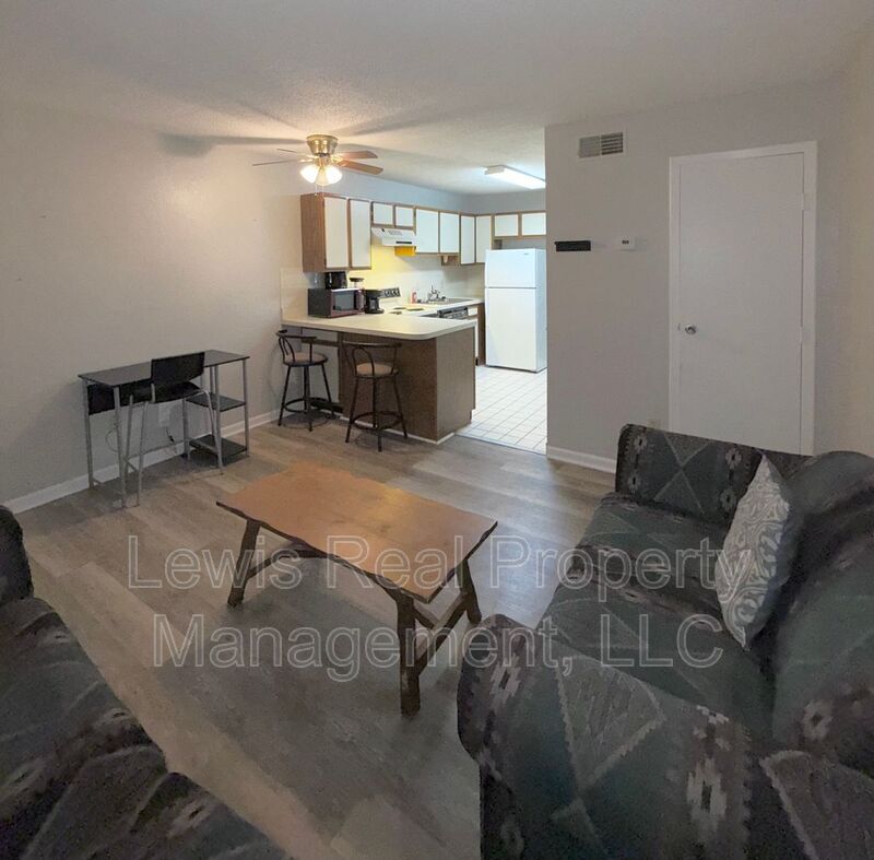 Primary Photo - 253 Hayden Rd