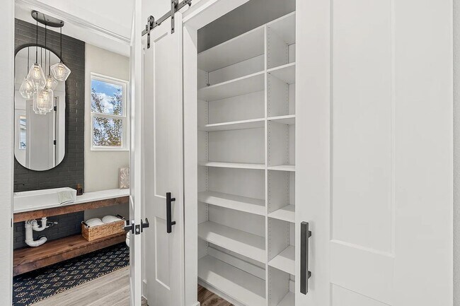 Foto del edificio - COLLEGE PARK EXECUTIVE HOME