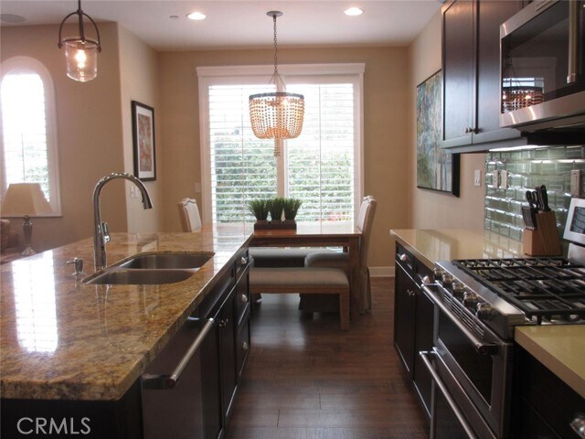 Foto del edificio - 44021 Arcadia Ct