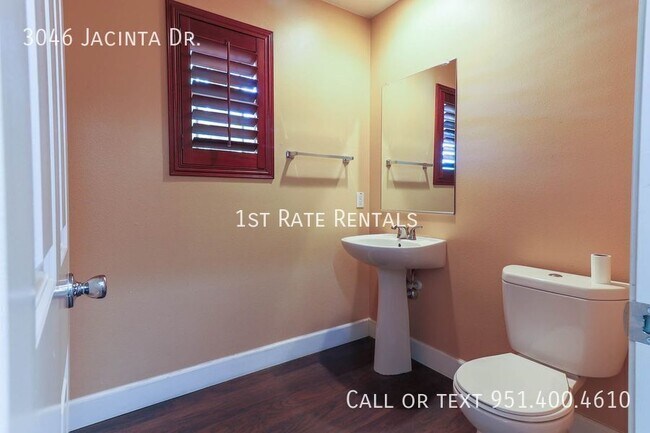 Building Photo - 3046 Jacinta Dr