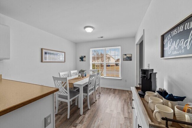 Foto del edificio - 2150 Oak Bend Dr