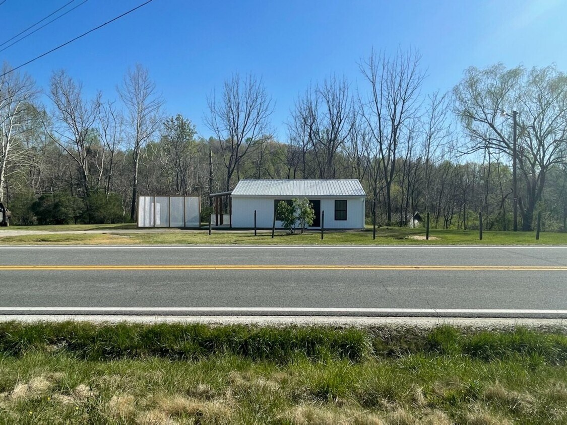 11863 James River Rd, Shipman, VA 22971 House Rental in Shipman, VA