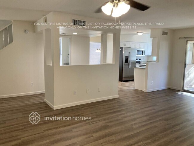 Building Photo - 9813 S 44th St