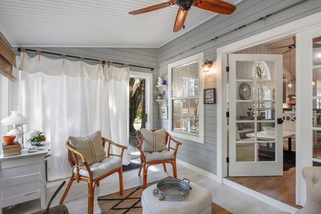 Foto del edificio - 70 River Oaks Cir