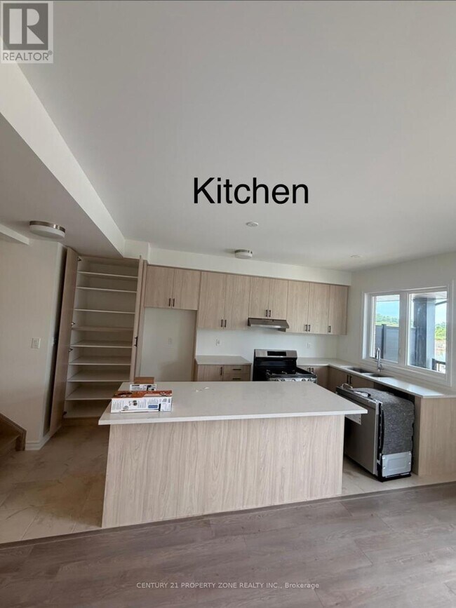 Building Photo - 62 Thornbird cres