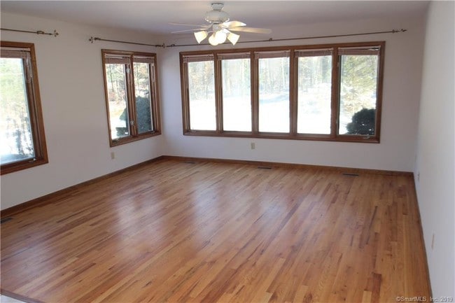 Building Photo - 251 Hattertown Rd