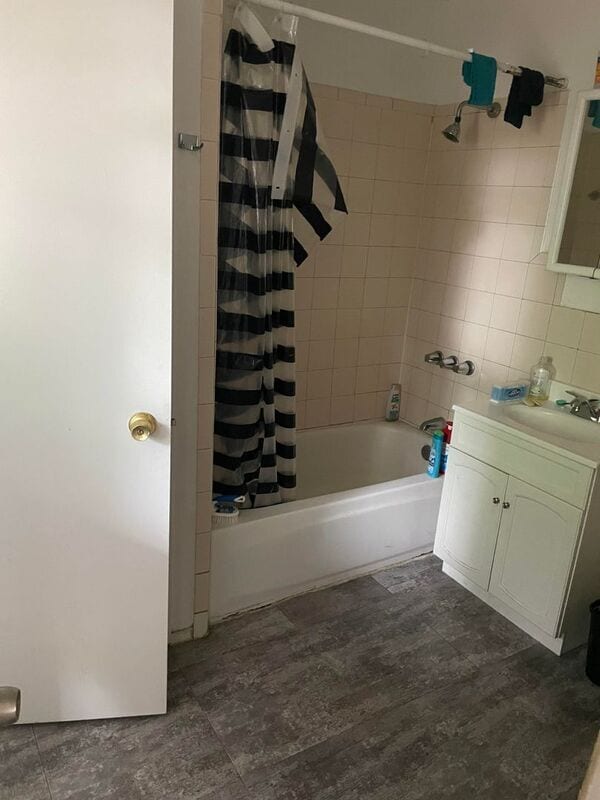 Foto del edificio - 1928 N Drake Ave