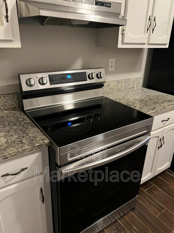 Foto del edificio - 7986 Creekstone Way
