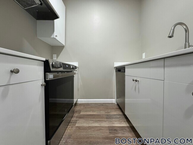 Foto del edificio - 50 Evergreen St