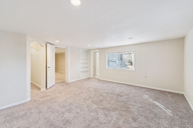 Foto del edificio - 38341 Palm Grove Dr