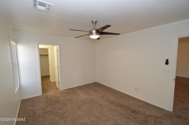 Foto del edificio - 7009 E Strike Eagle Way