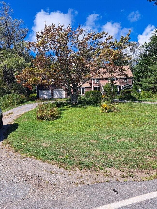 Foto del edificio - 921 Bremen Rd