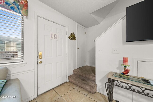 Foto del edificio - 133 W Leslie Ln