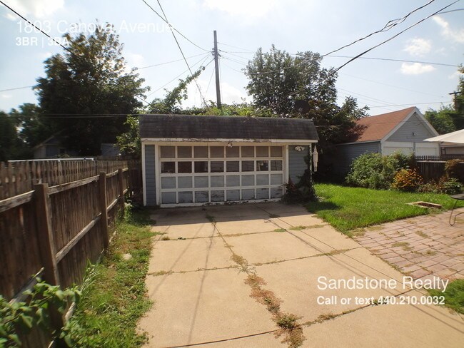 Building Photo - 1803 Canova Ave