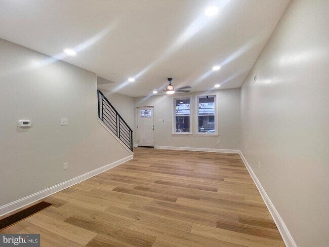 Foto del edificio - 5860 Osage Ave