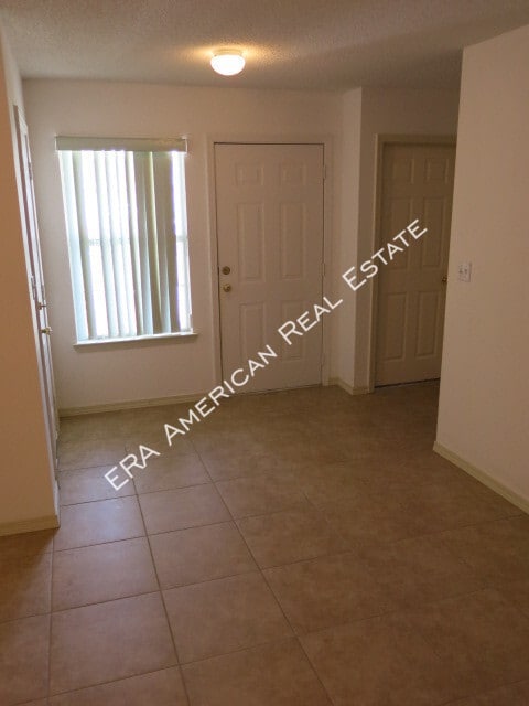 Building Photo - 953 Southern Oaks Ct