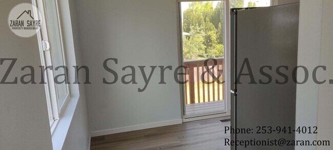Building Photo - Fully Renovated 4 Bedroom on Quiet Cul-de-sac