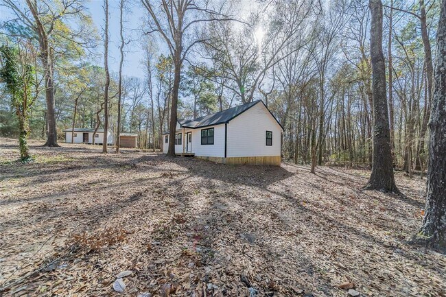 Building Photo - 12028 Cedar Ln