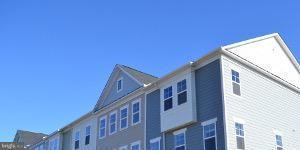 Building Photo - 3 bedroom in ROCKVILLE MD 20850