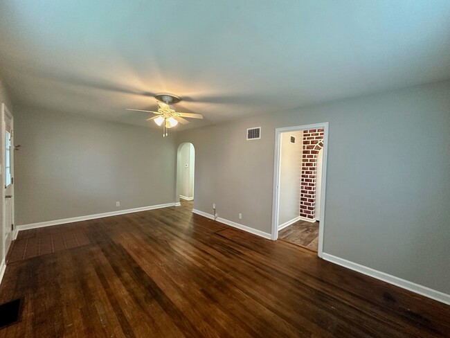 Building Photo - 1245 Brandt Dr