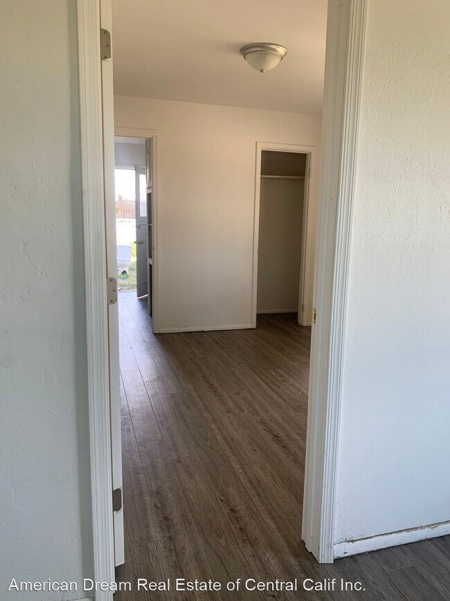 Building Photo - 1 br, 1 bath House - 13856 Front St.
