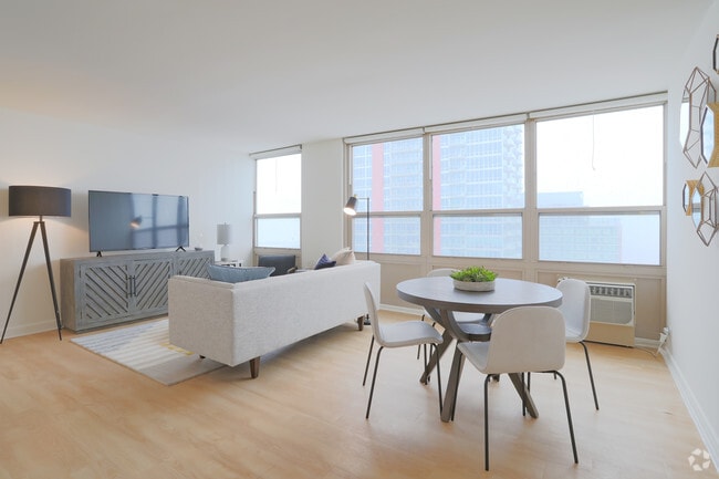 2 BR, 1 BA - Living Room - 2101 Michigan Apartments