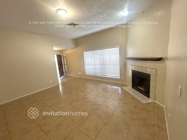 Foto del edificio - 7441 W Krall St